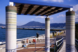 日明遊歩道（日明・海峡釣り公園）写真